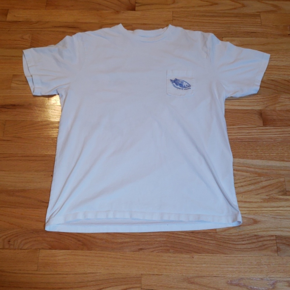 Vineyard Vines Large Pocket TShirt